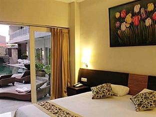 Losari Sunset Hotel 3*